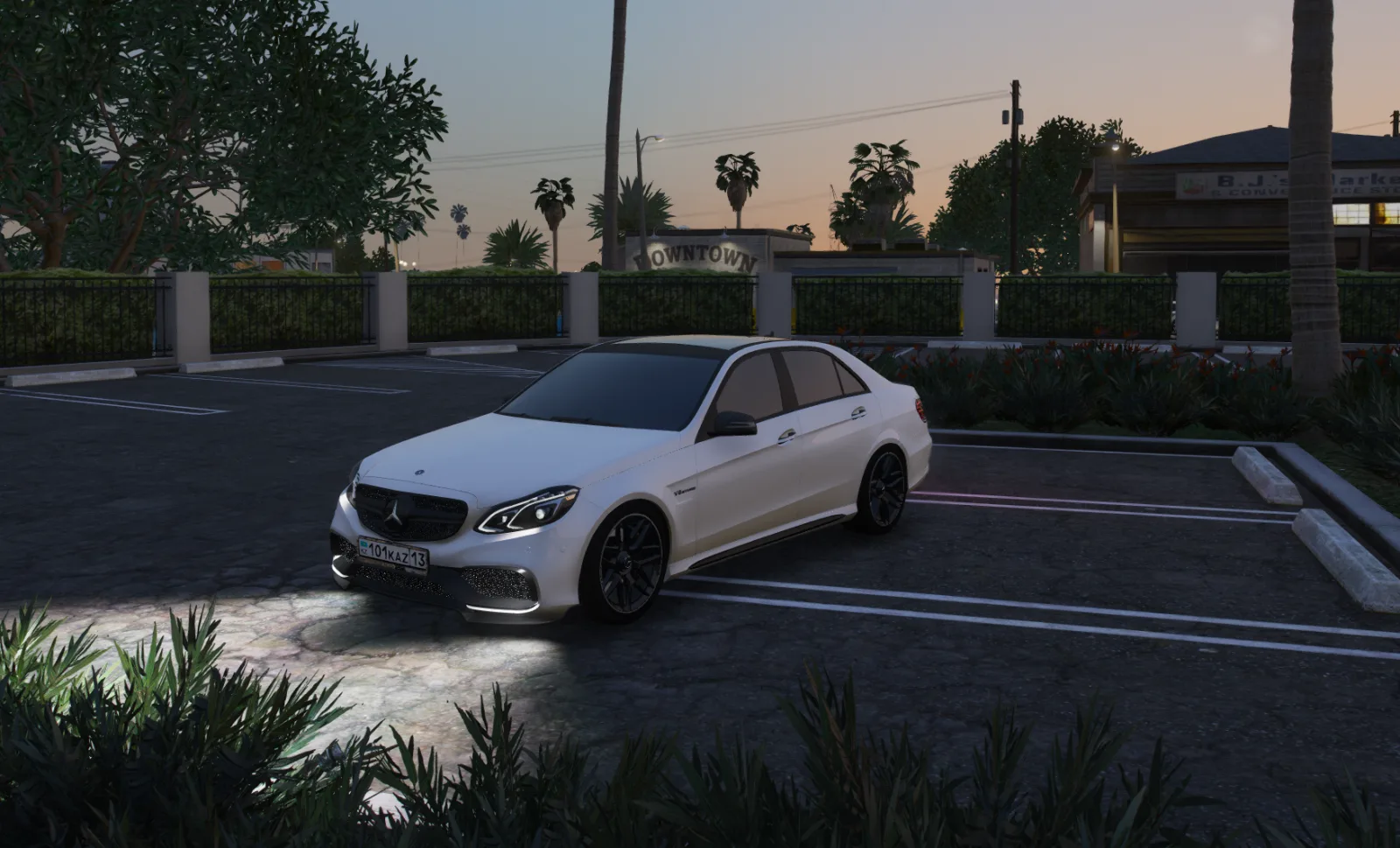 MERCEDES E63