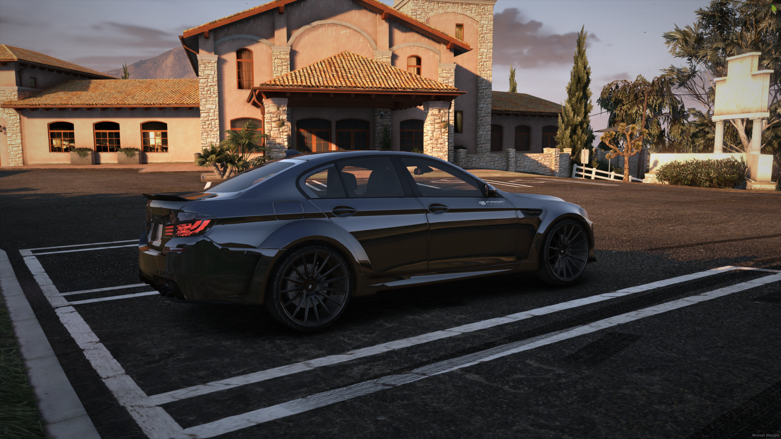 BMW M5 F10